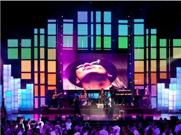High Refresh Rate Outdoor Full Color LED Display 1R1G1B P2.5 For Advertising
